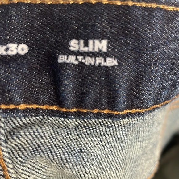 Old Navy Men’s Slim Fit Jeans - Picture 5 of 10